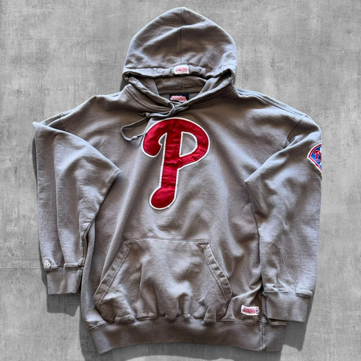 VINTAGE PHILLIES MLB HOODIE - L