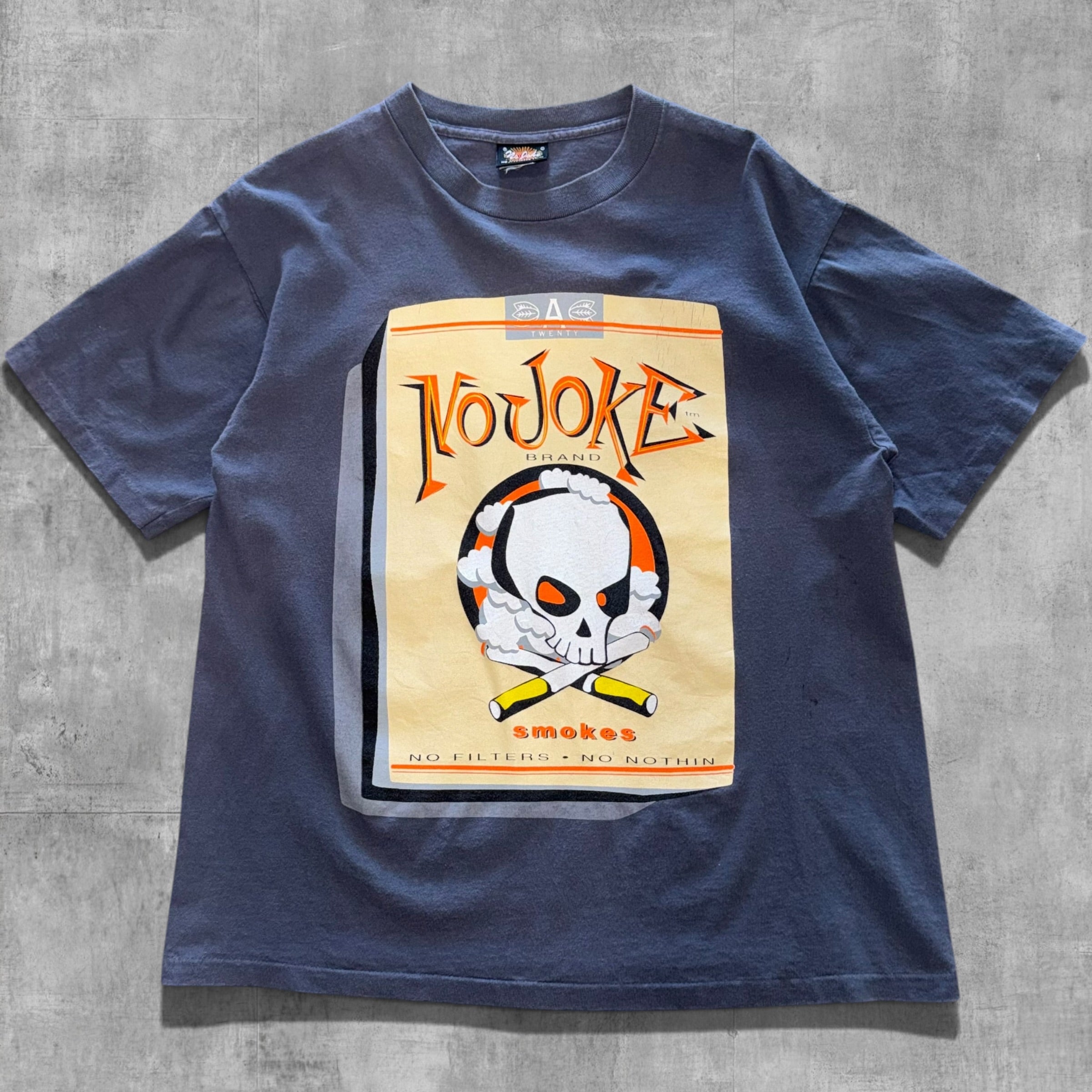 VINTAGE NO JOKE SMOKES TEE - L