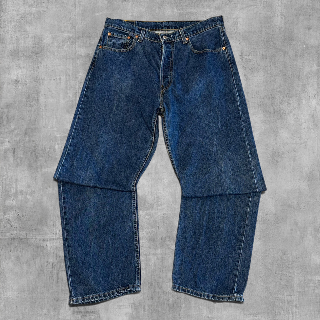VINTAGE LEVIS 501 BUTTON FLY INDIGO DENIM - 38X32