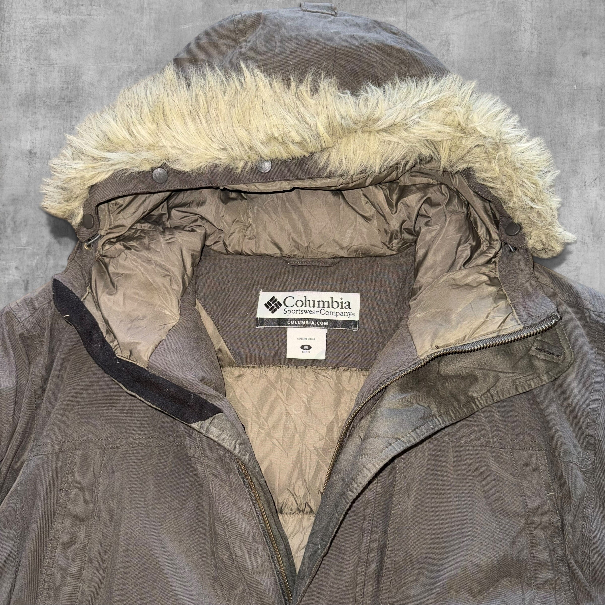 COLUMBIA LONG LINED FAUX PARKER JACKET - L