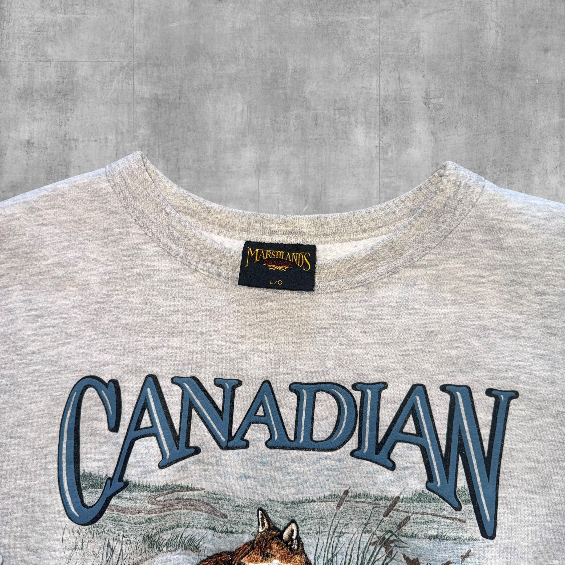 VINTAGE EMBROIDERED CANADIAN FOX SWEATSHIRT - L