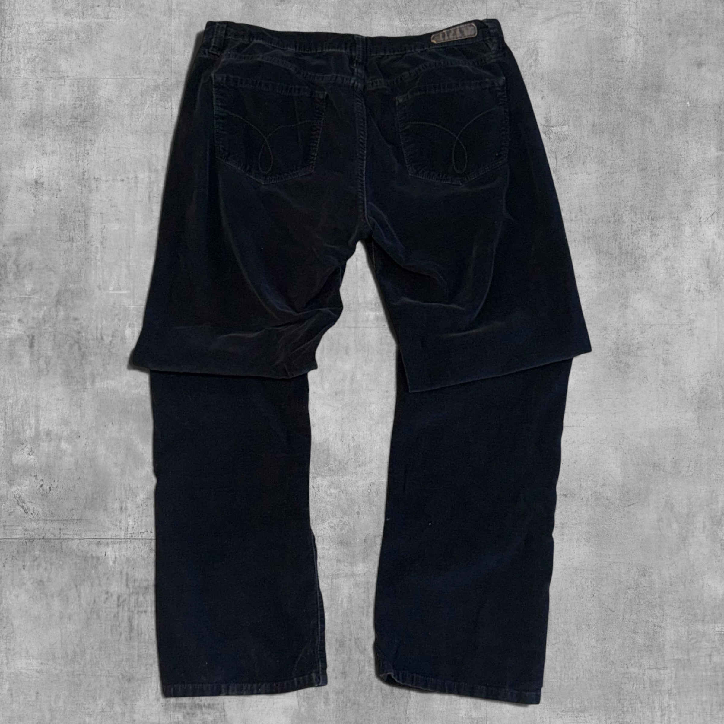 VINTAGE CALVIN KLIEN STRAIGHT LEG BLACK CORDUROY - 10X32