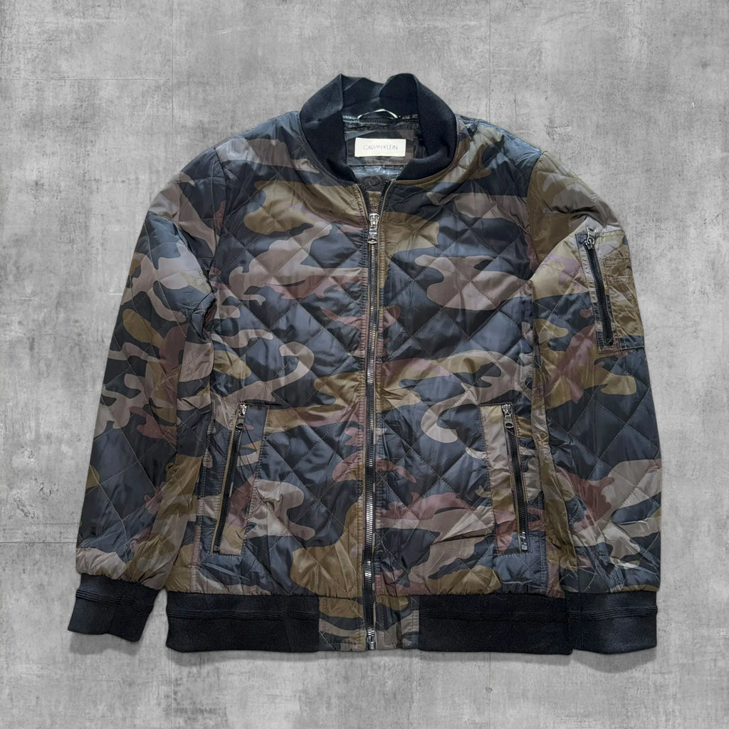 CALVIN KLEIN CAMO QUILTED BOMBER JACKET - XL