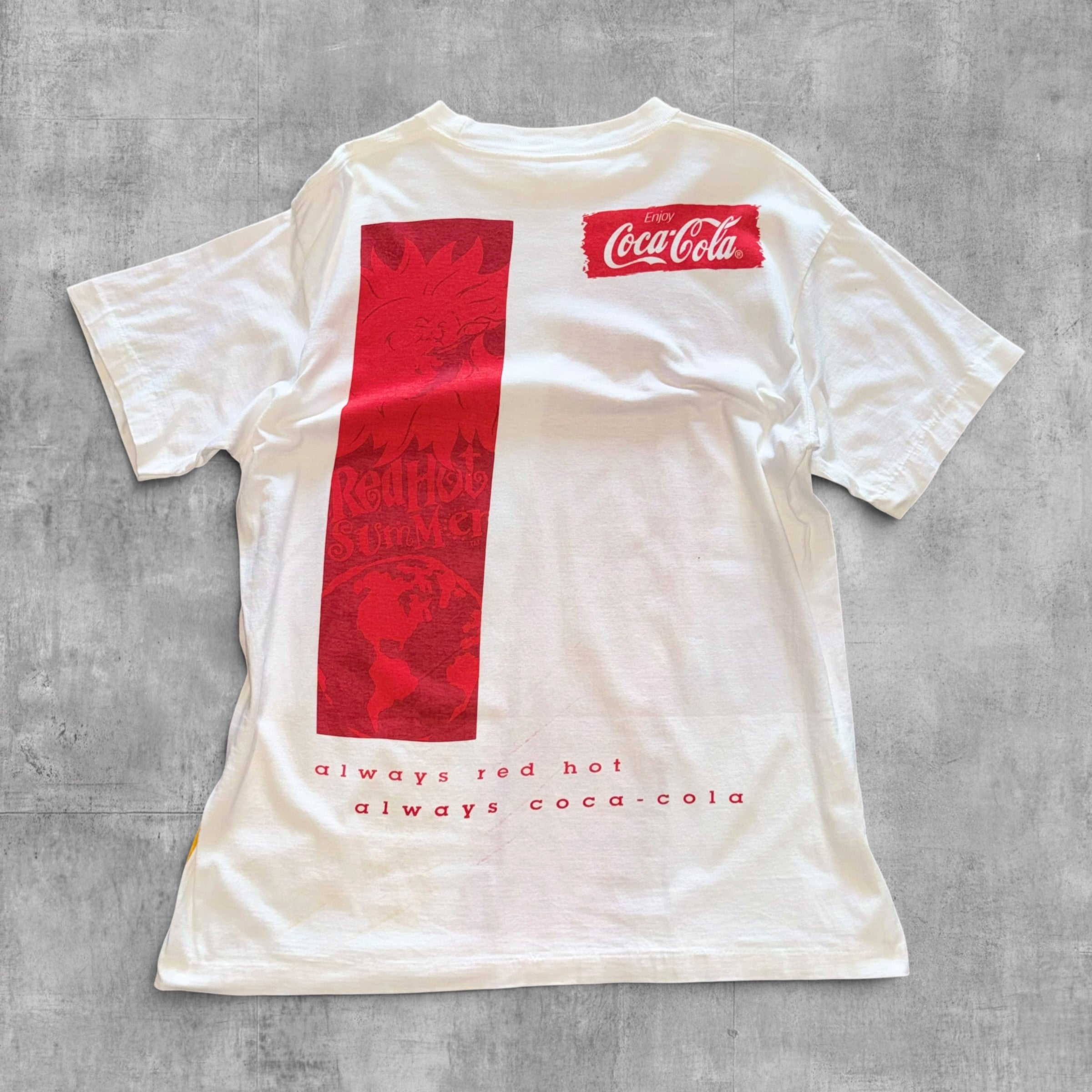 VINTAGE COCA COLA RED HOT SUMMER T SHIRT - L