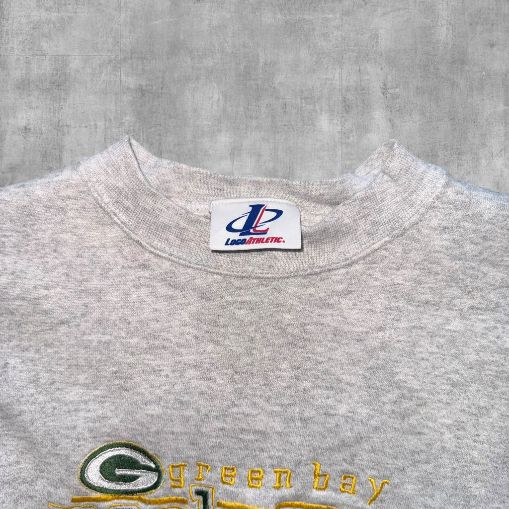 VINTAGE EMBROIDERED GREEN BAY PACKERS SWEATSHIRTS - M