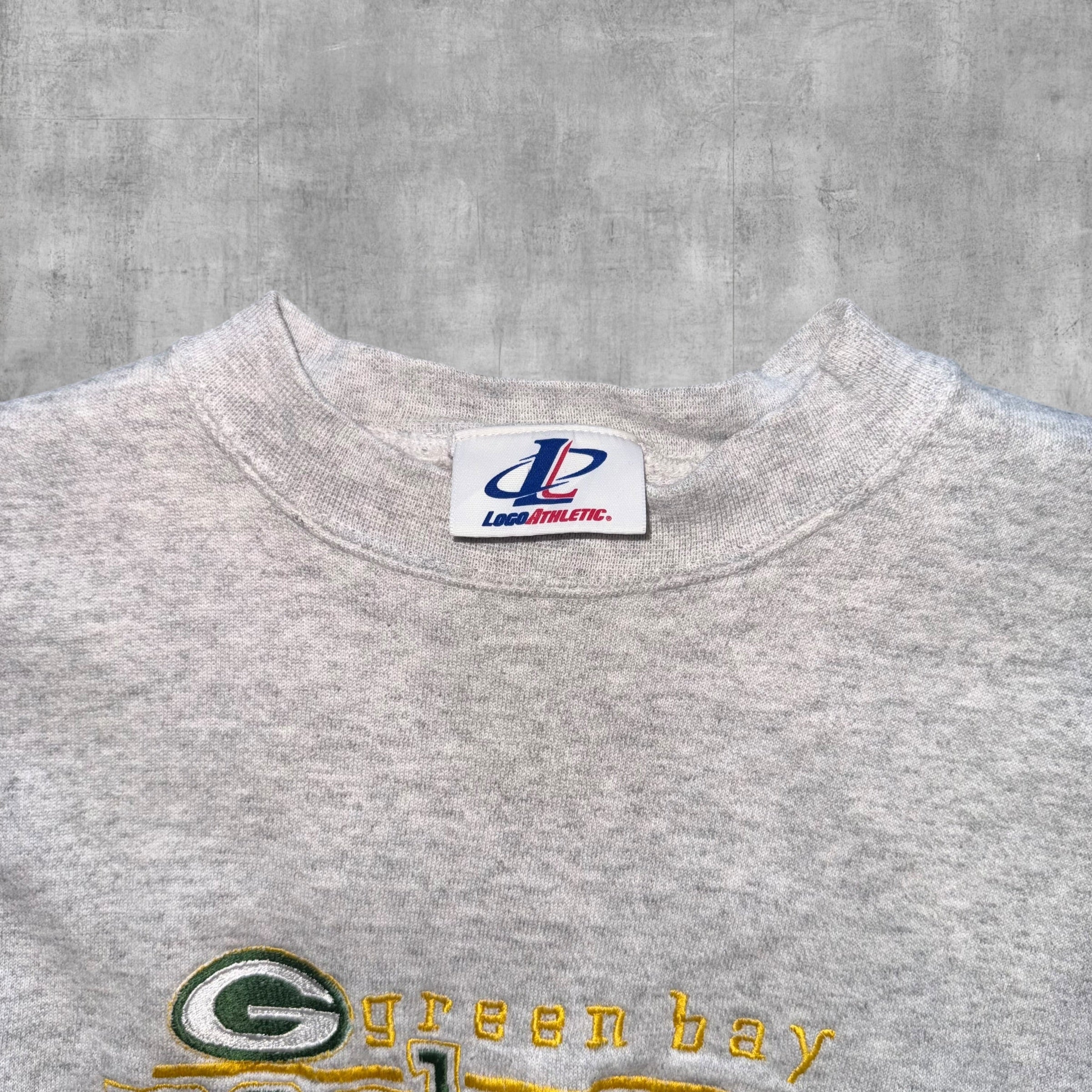 VINTAGE EMBROIDERED GREEN BAY PACKERS SWEATSHIRTS - M