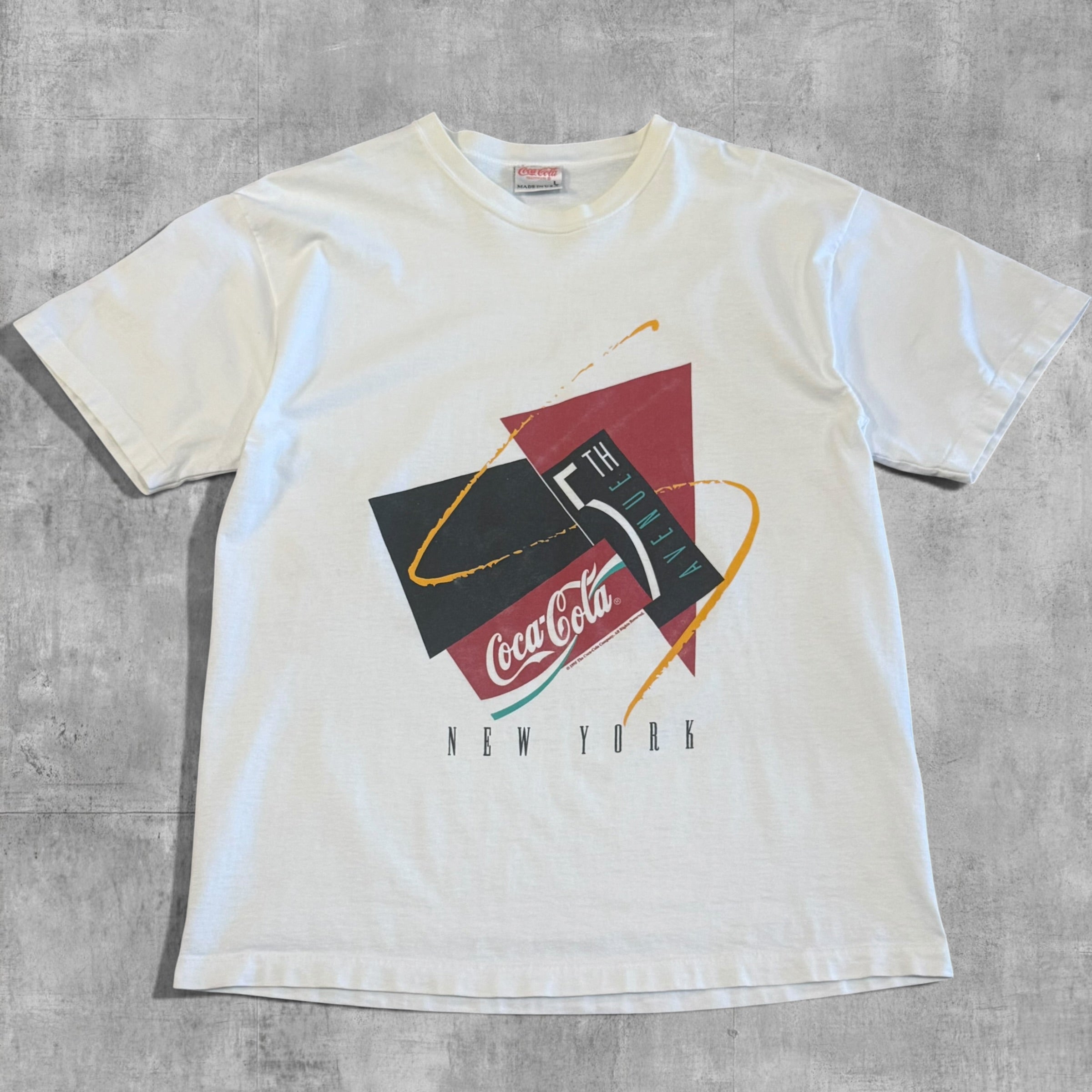 VINTAGE COCA COLA 5TH AVENUE NEW YORK TEE - L - 1996