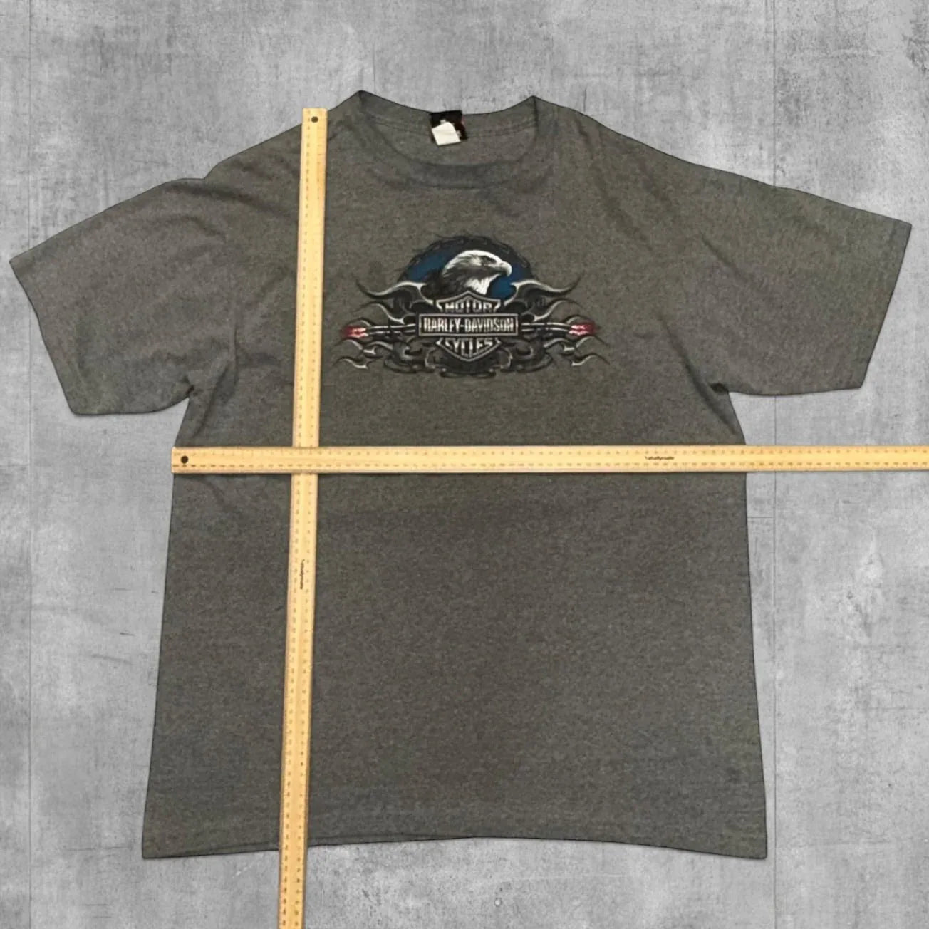 VINTAGE HARLEY DAVIDSON REDLINE SASKATOON CANADA TEE - Grandmaster Vintage