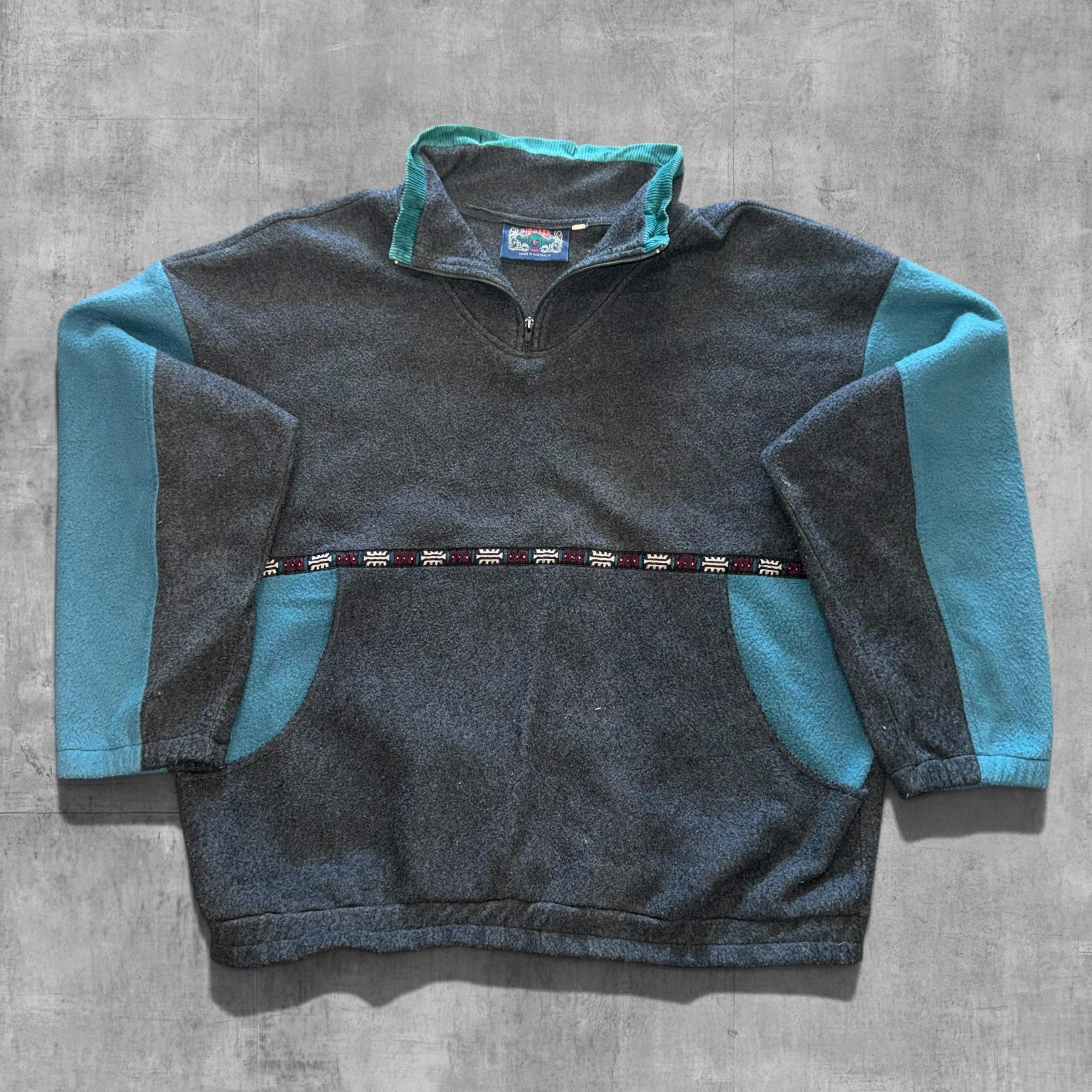 VINTAGE PIONEER AUSTRALIA COLOUR BLOCKED FLEECE - 3XL