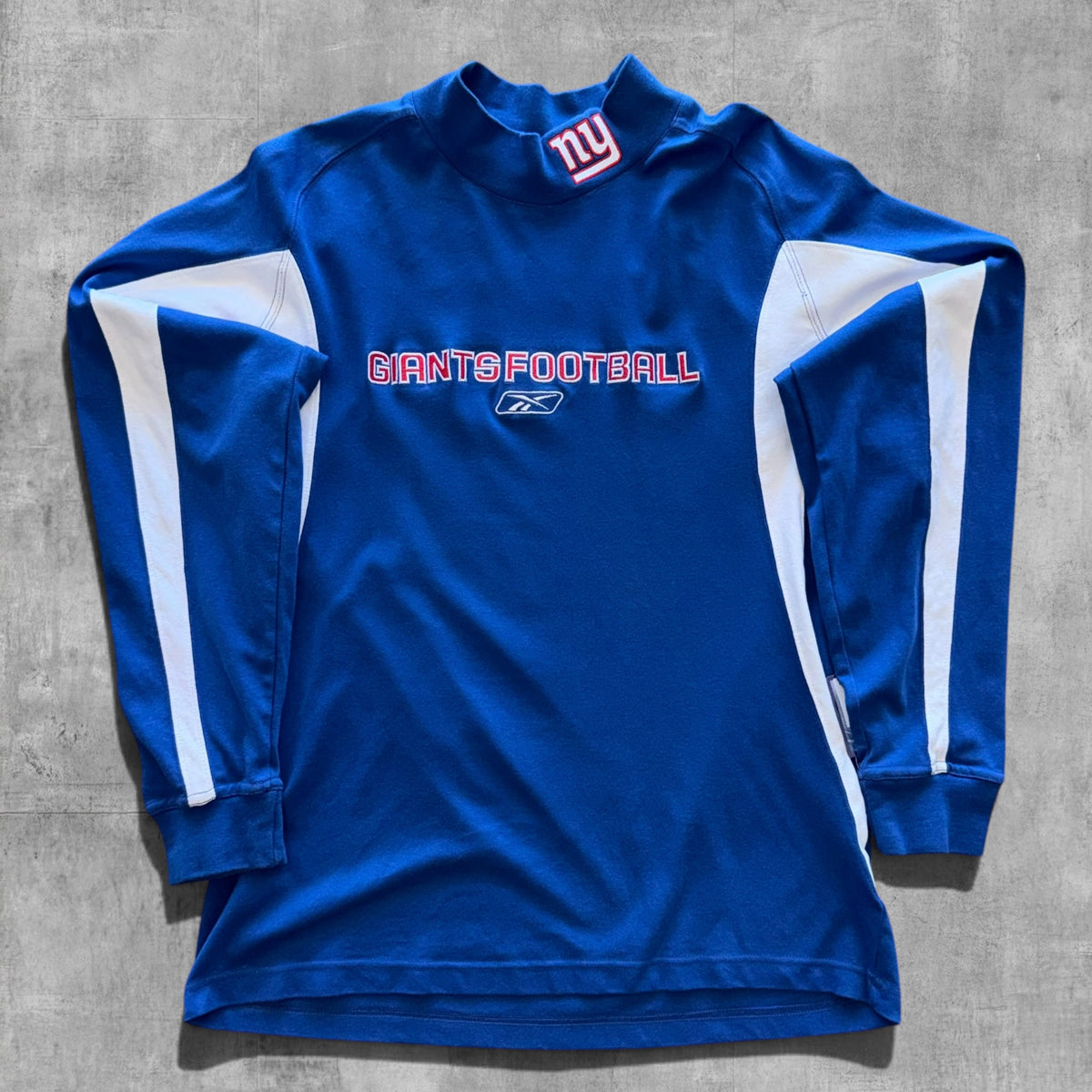 VINTAGE NEW YORK GIANTS NFL TURTLE NECK LONGSLEEVE TEE - L