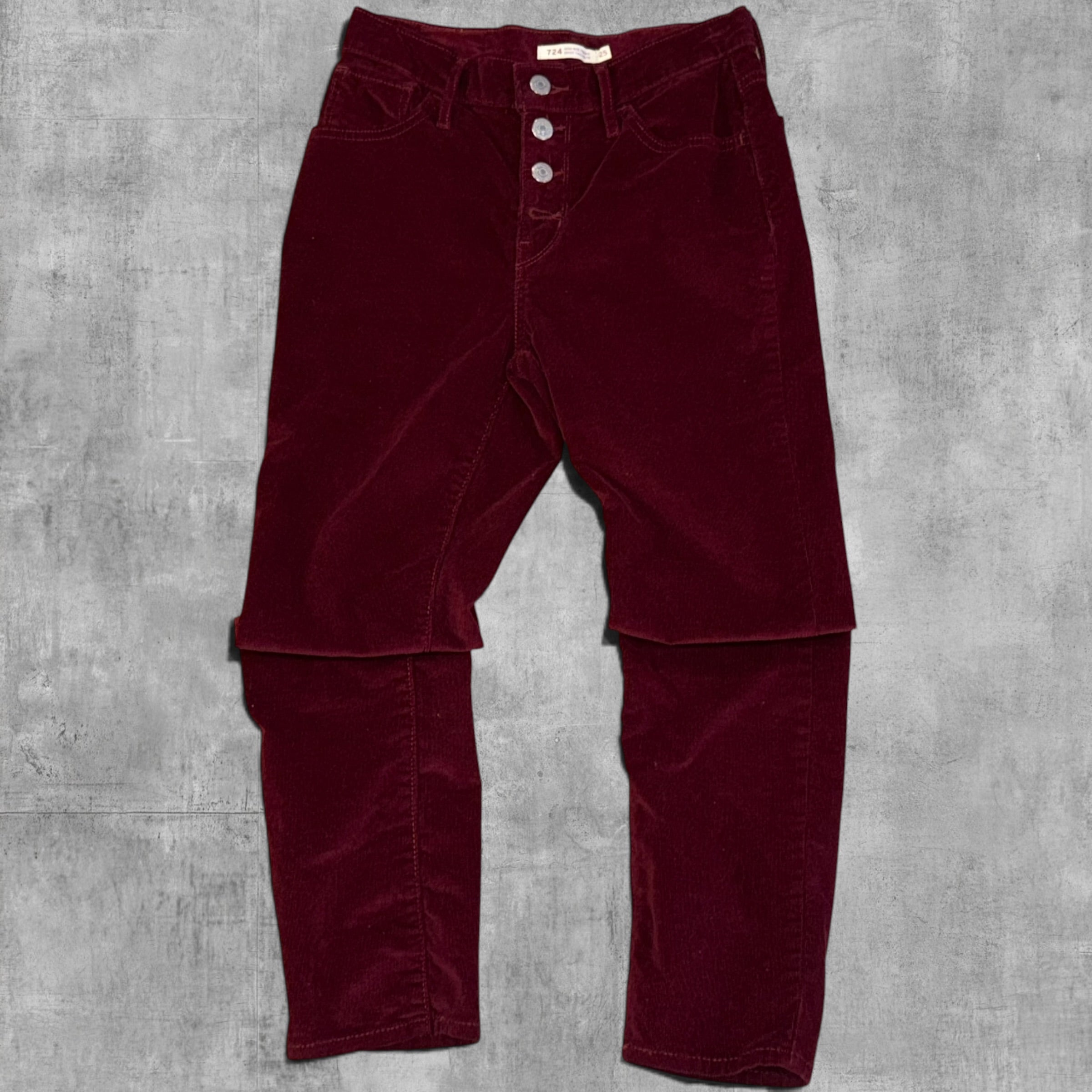VINTAGE LEVI’S MAROON HIGH RISE STRAIGHT CORDUROY PANTS - 4X28