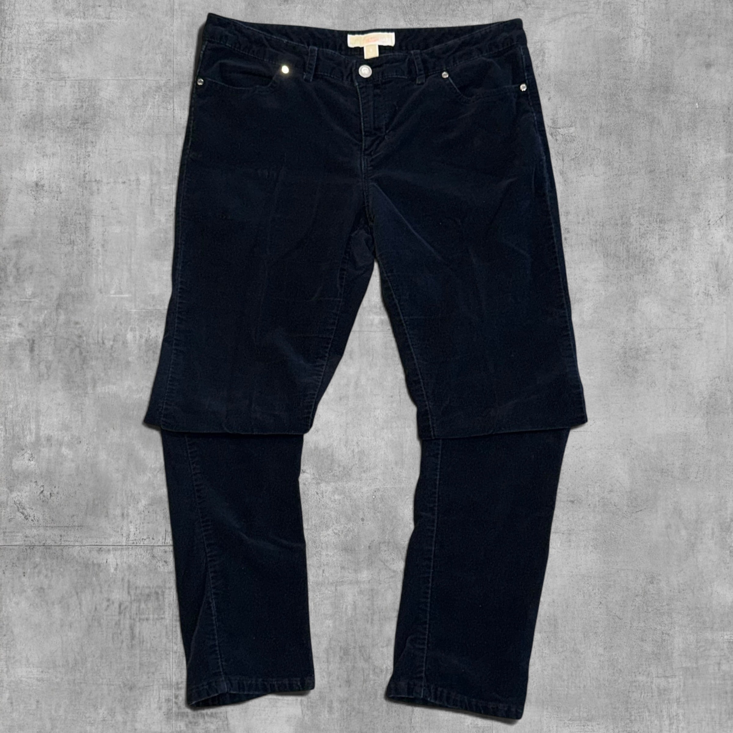 VINTAGE MICHAEL KORS BLACK CORDUROY - 8X32