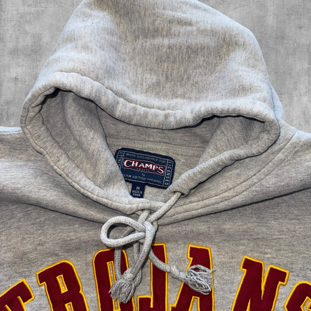 VINTAGE USC TROJANS HOODIE - M