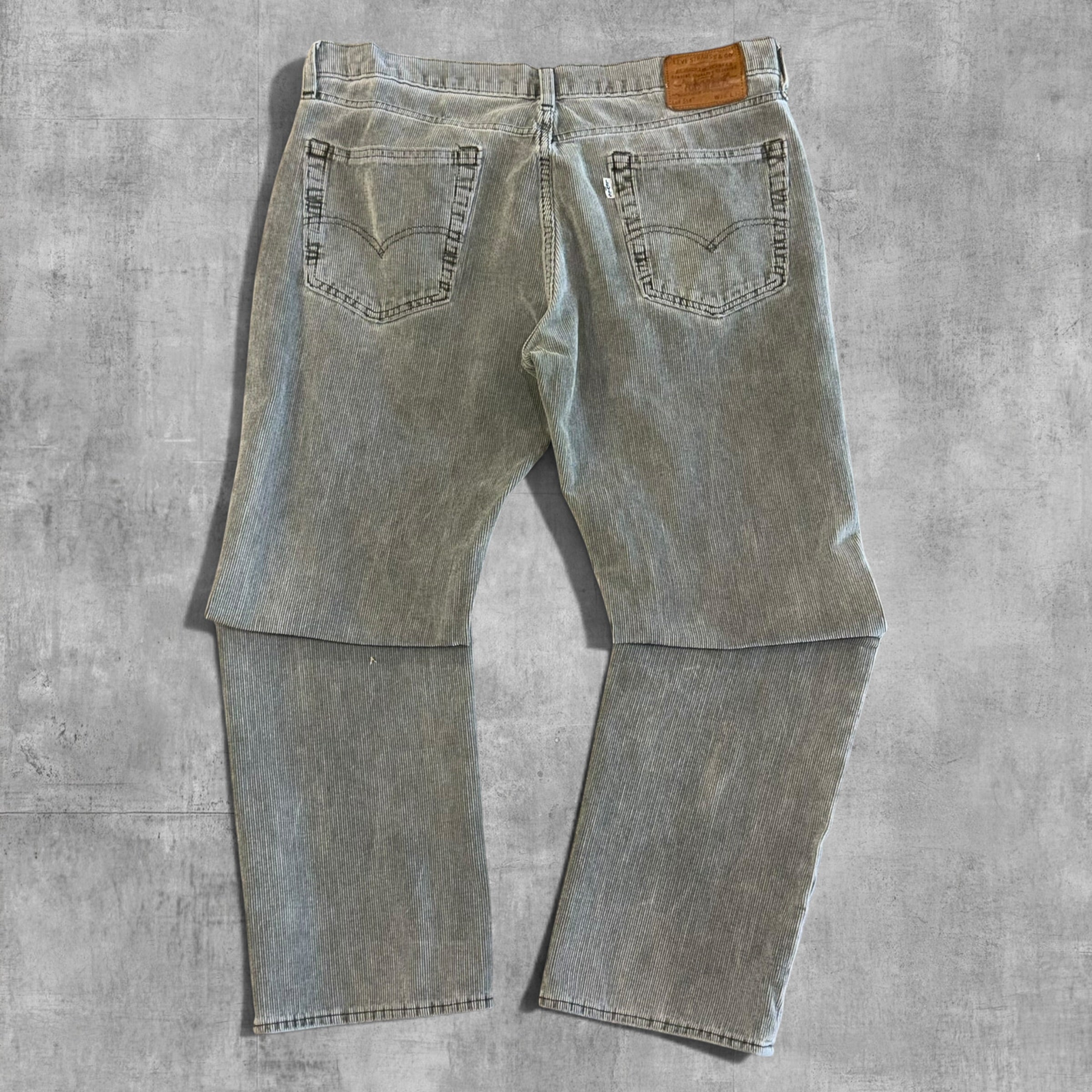 VINTAGE LEVI’S 514 OLIVE CORDUROY PANTS - 34X32