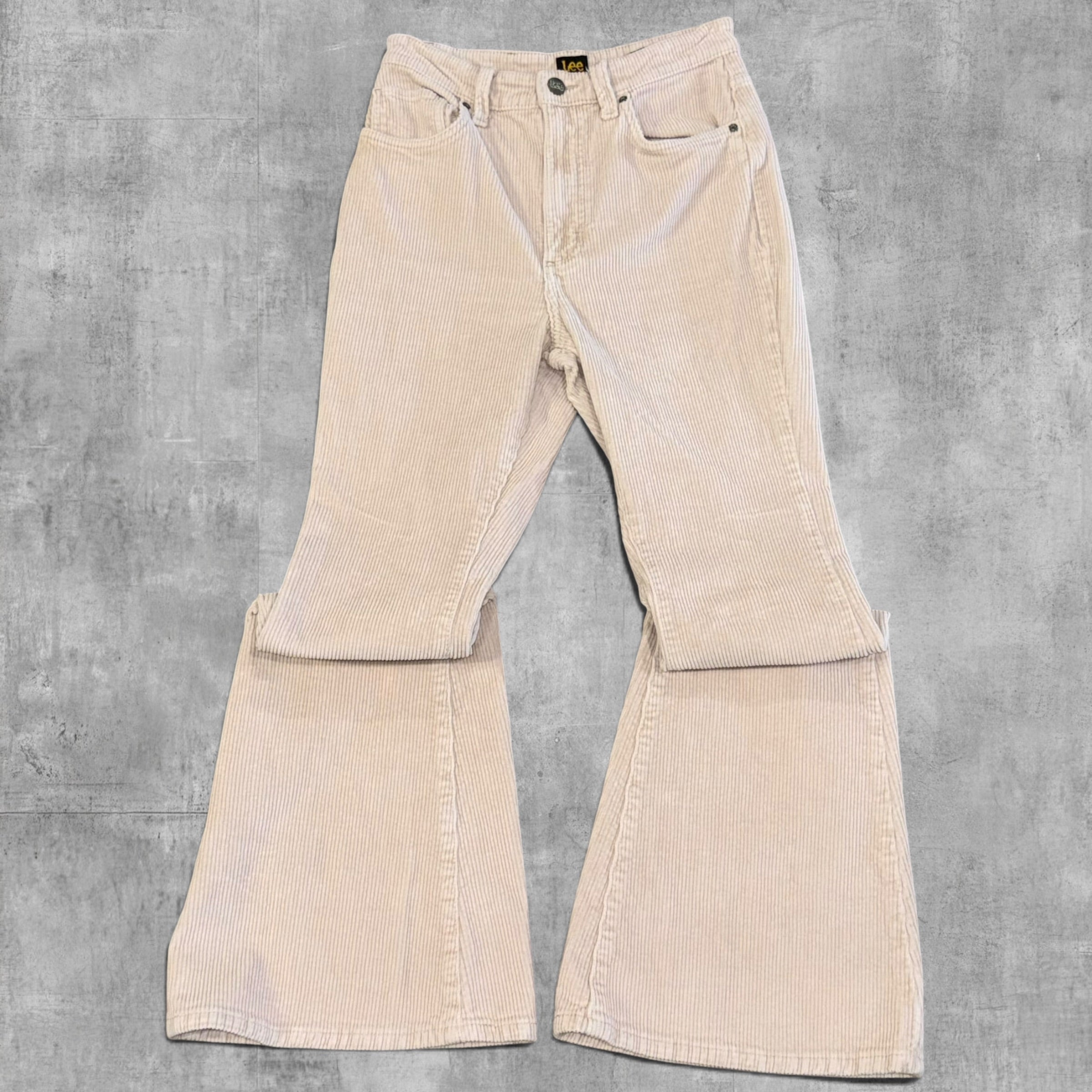 VINTAGE LEE CREAM HIGH RISE FLARE CORDUROY PANTS - 8X32