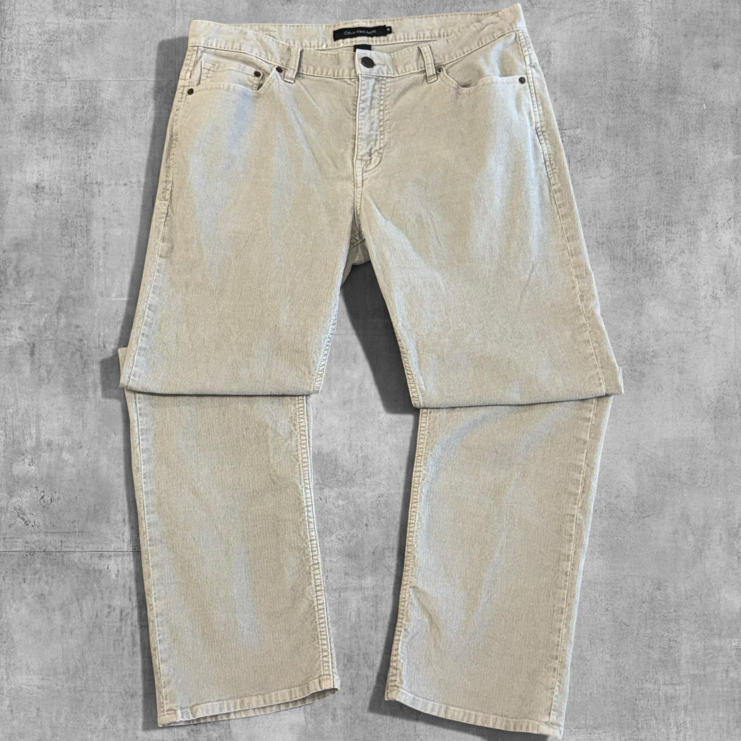 VINTAGE CALVIN KLIEN CREAM CORDUROY PANTS - 36X32