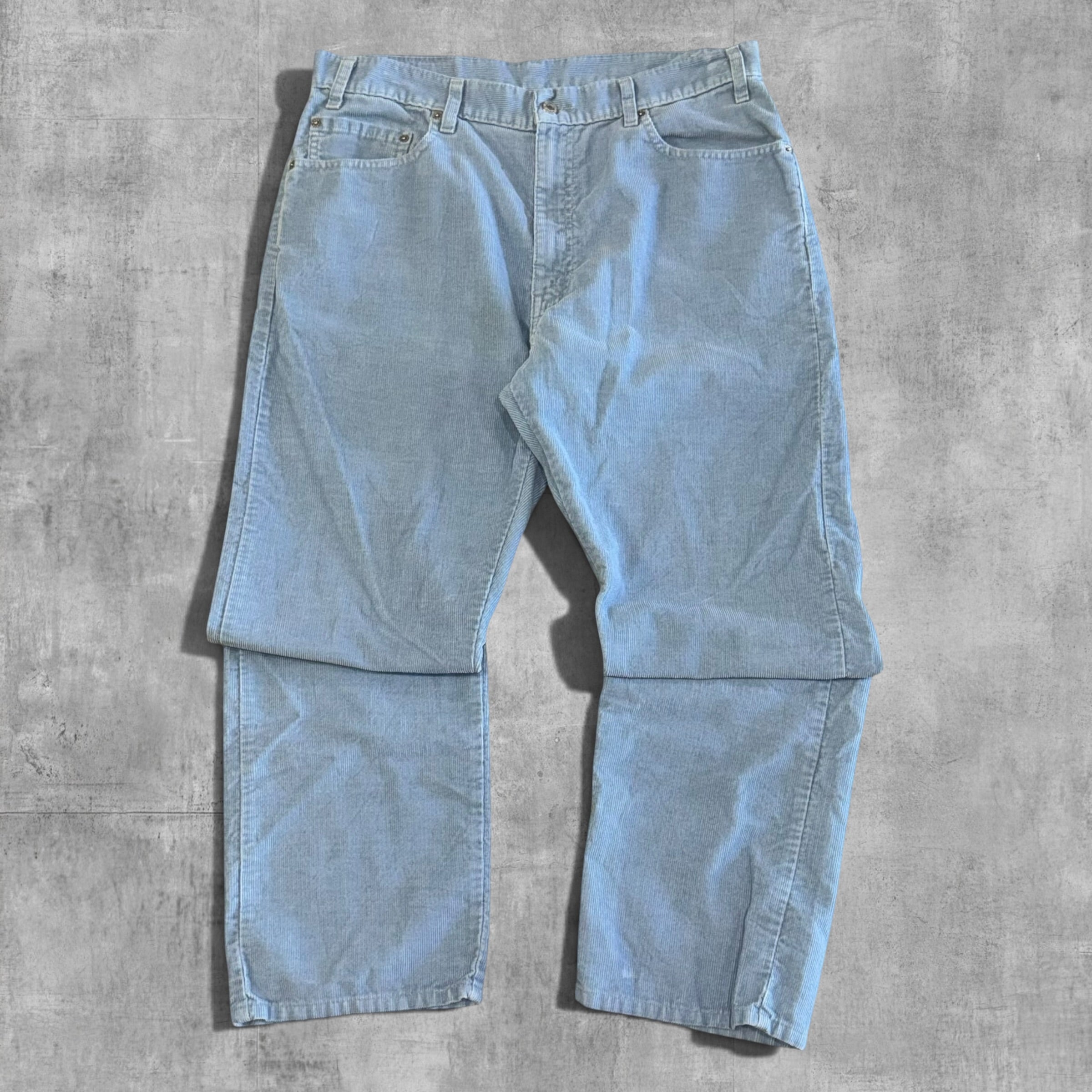 VINTAGE LEVI’S 505 CORDUROY - 36X30