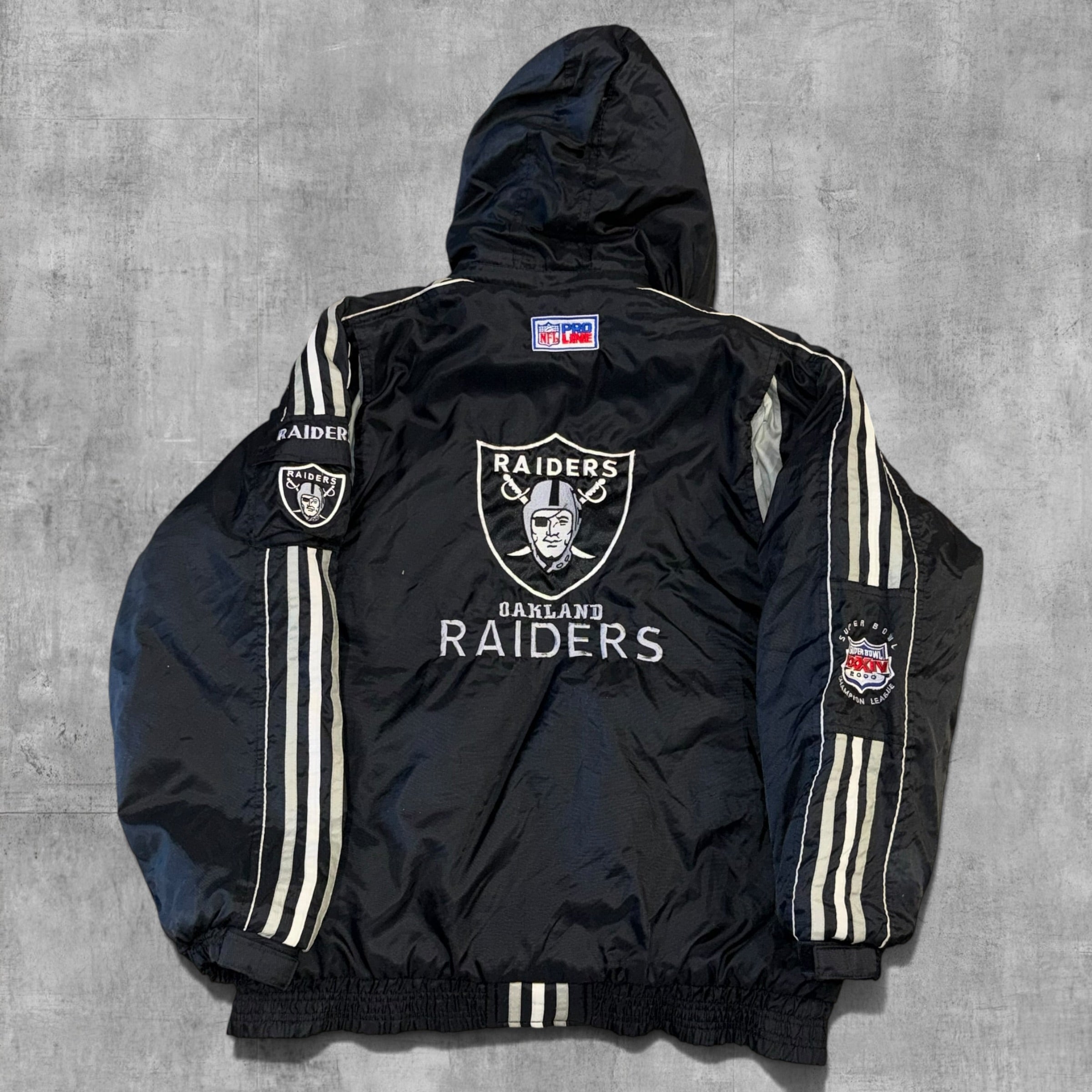 VINTAGE OAKLAND RAIDERS SUPERBOWL 34 STARTER PRO LINE- L