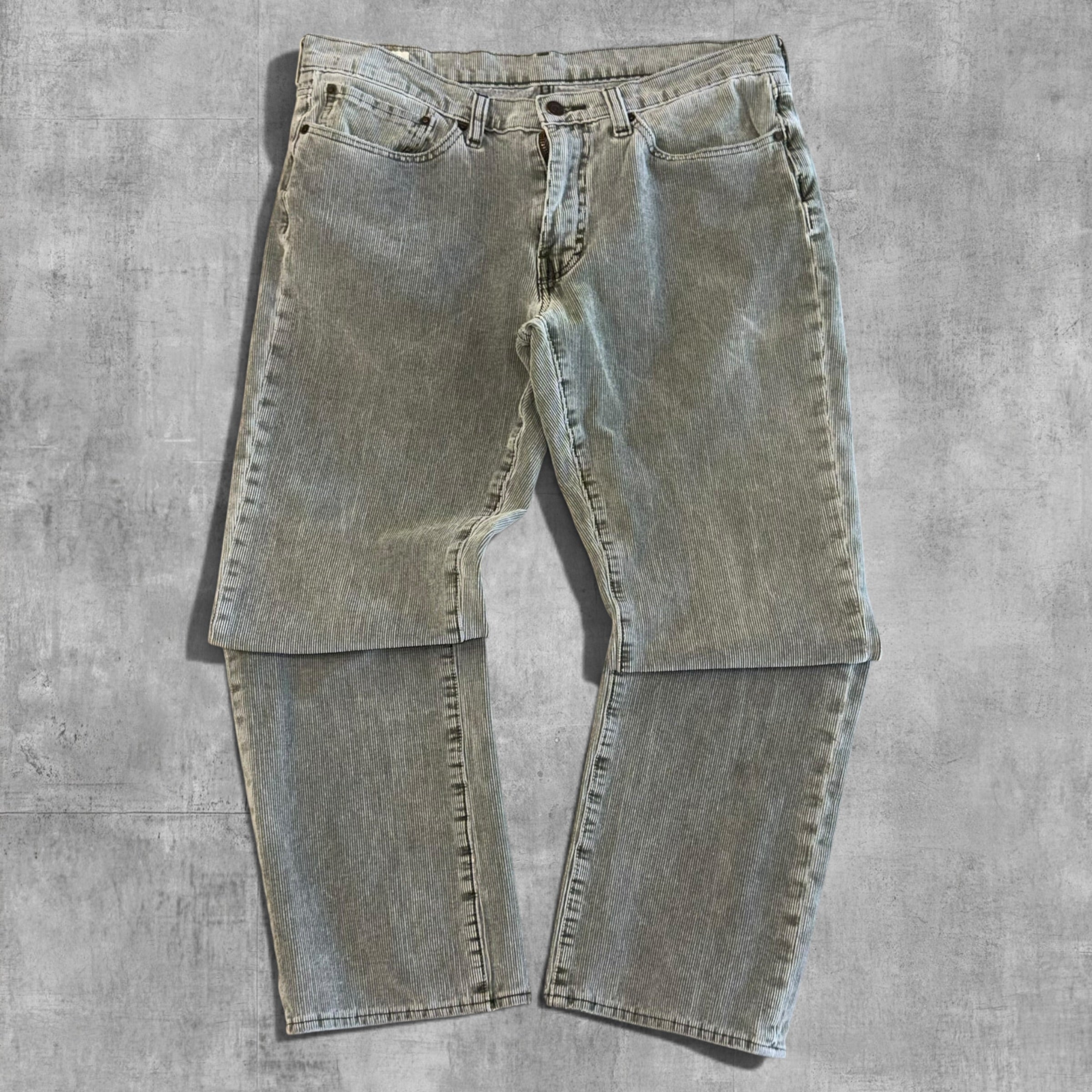 VINTAGE LEVI’S 514 OLIVE CORDUROY PANTS - 34X32