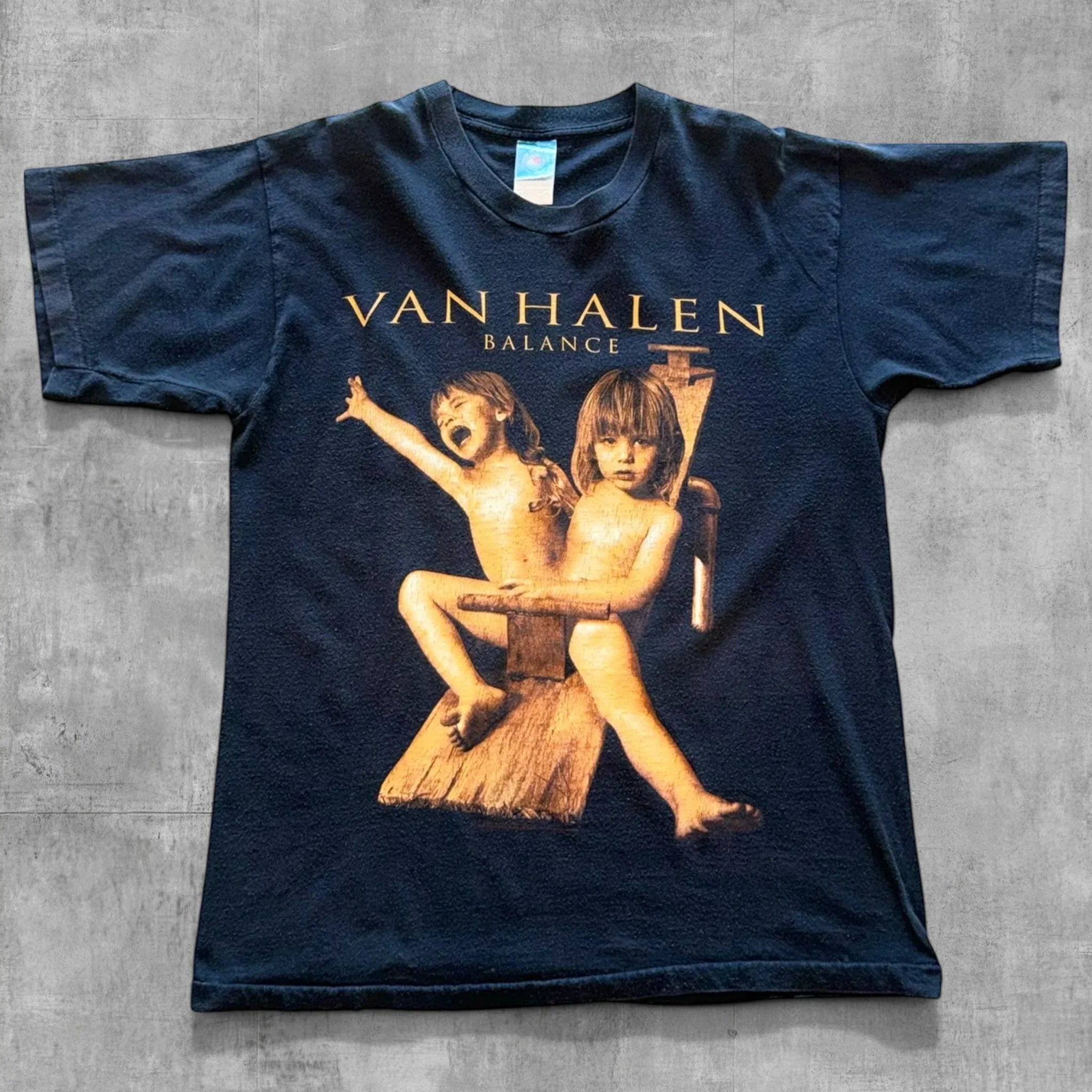 VINTAGE VAN HALEN BALANCE TOUR TEE -1995 - L